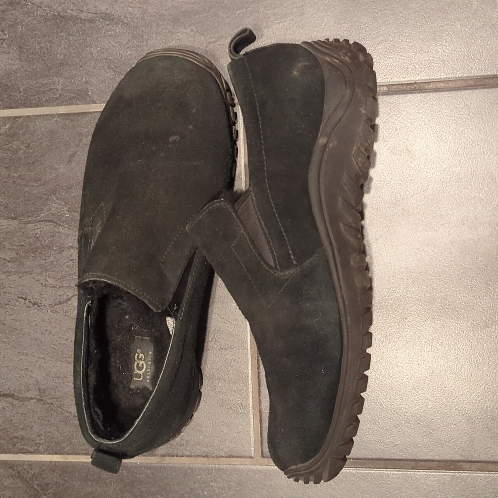 UGG Sheepskin Slide On Black Suede Shoes Size 12 - Picture 4 of 8